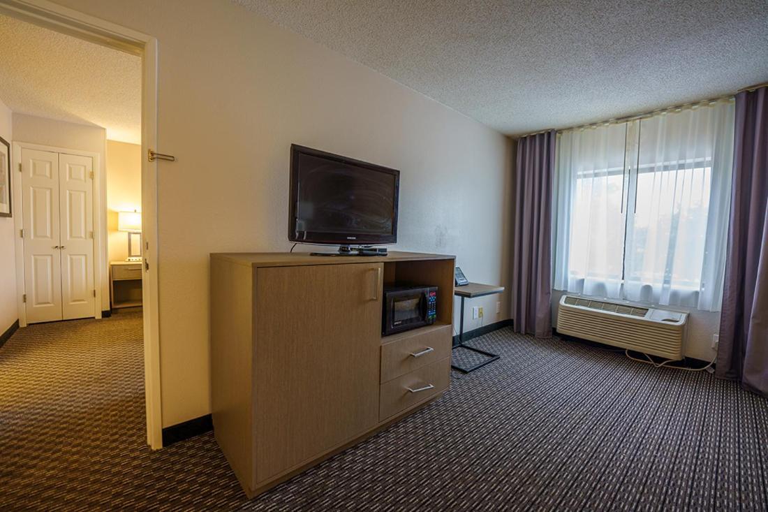 Wingate By Wyndham Brunswick Ga I-95 Hotel Eksteriør billede