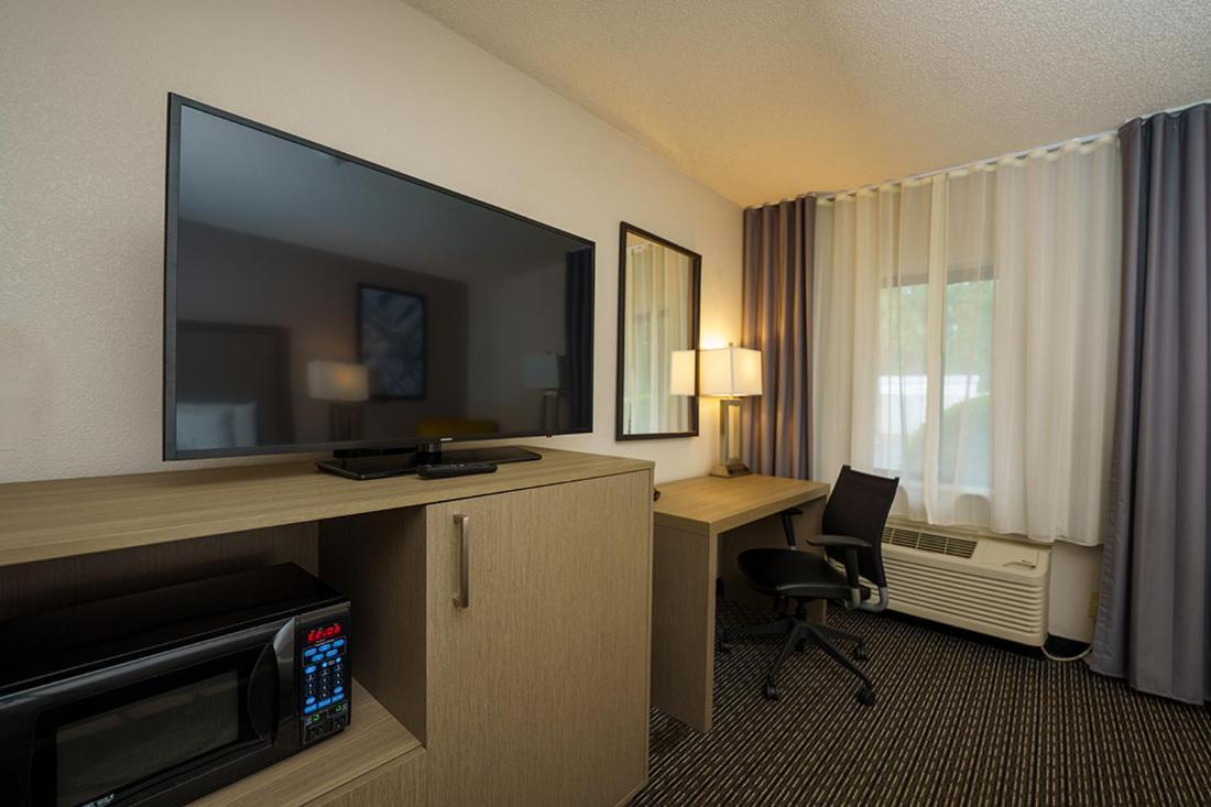 Wingate By Wyndham Brunswick Ga I-95 Hotel Eksteriør billede